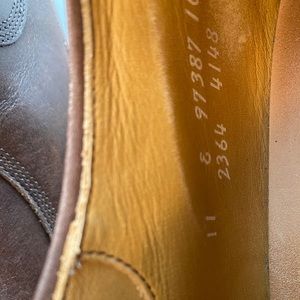 Brown Allen Edmonds cap-toe lace ups